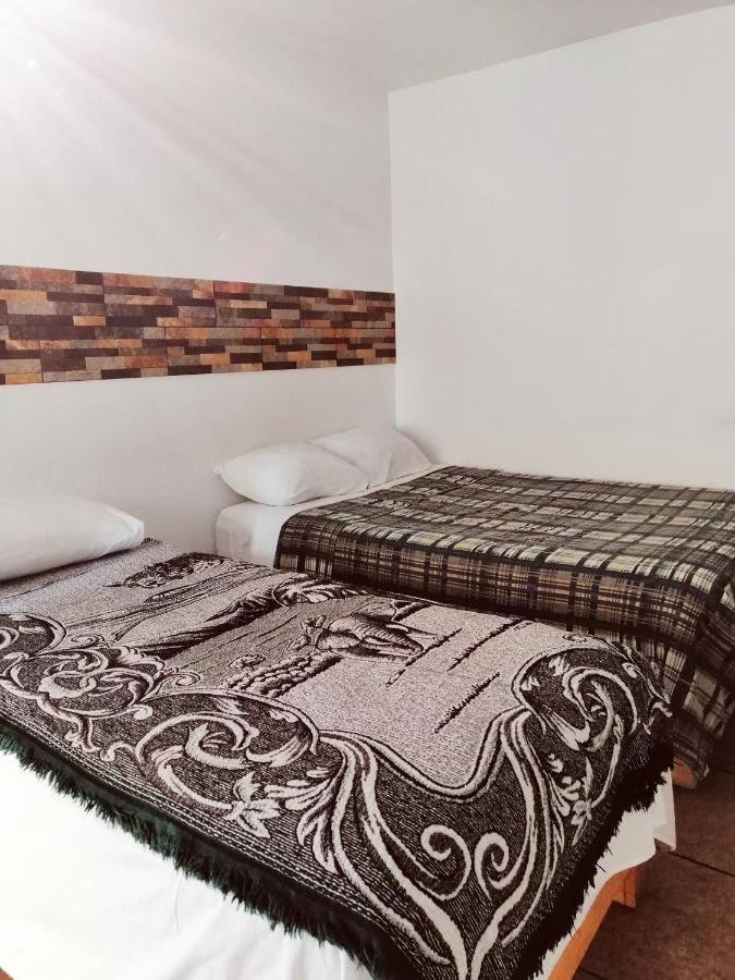 Hostal Maple Керетаро Екстер'єр фото