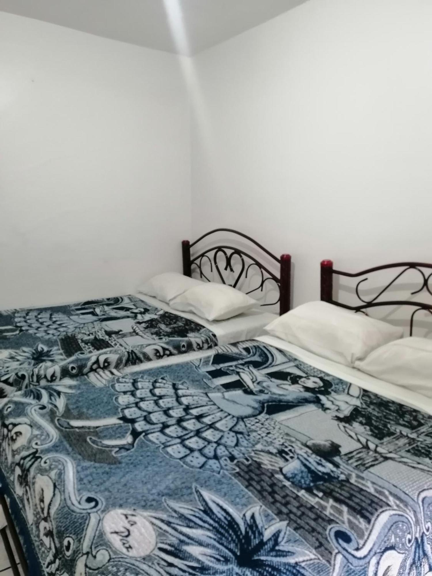 Hostal Maple Керетаро Екстер'єр фото