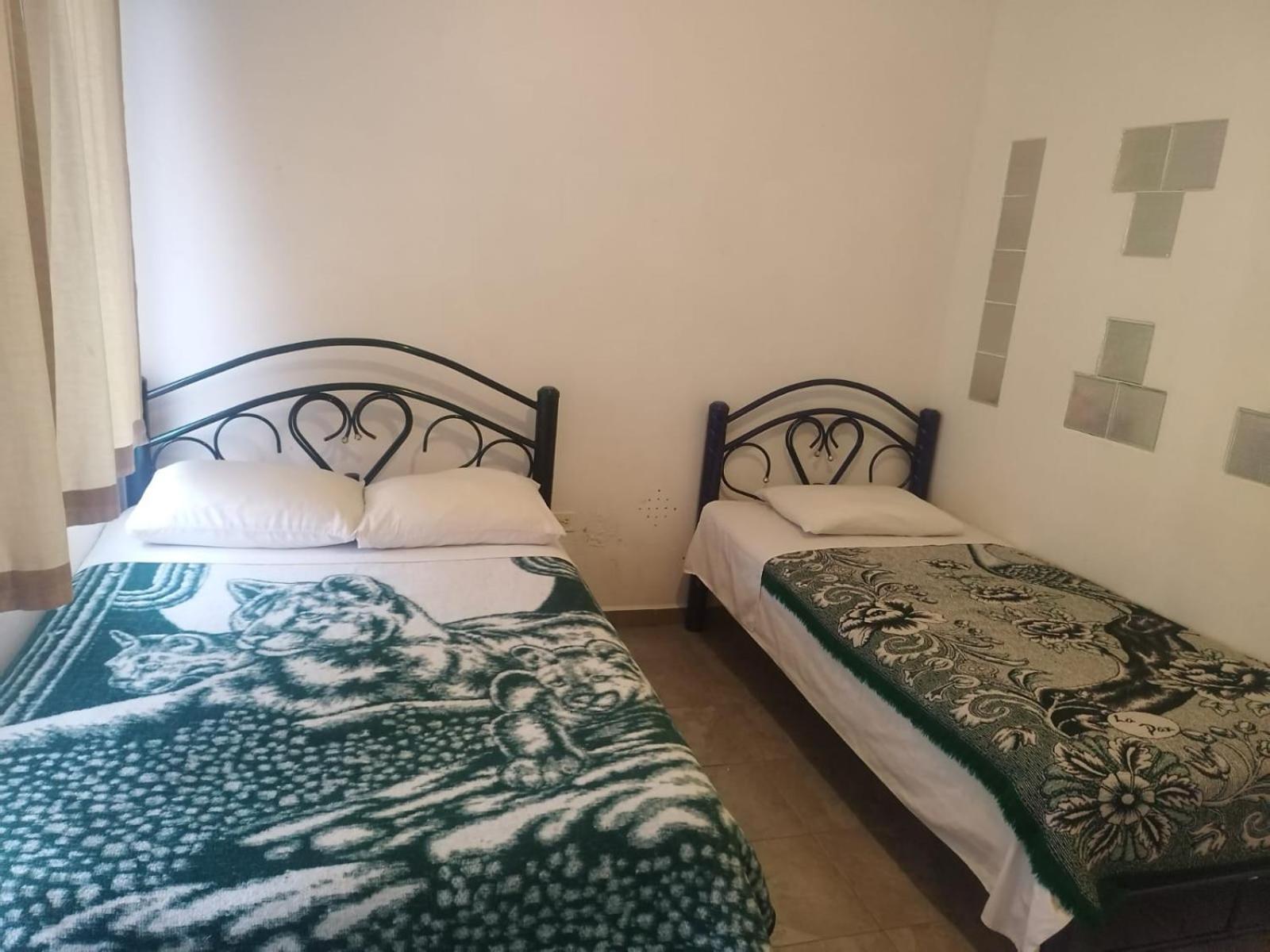 Hostal Maple Керетаро Екстер'єр фото