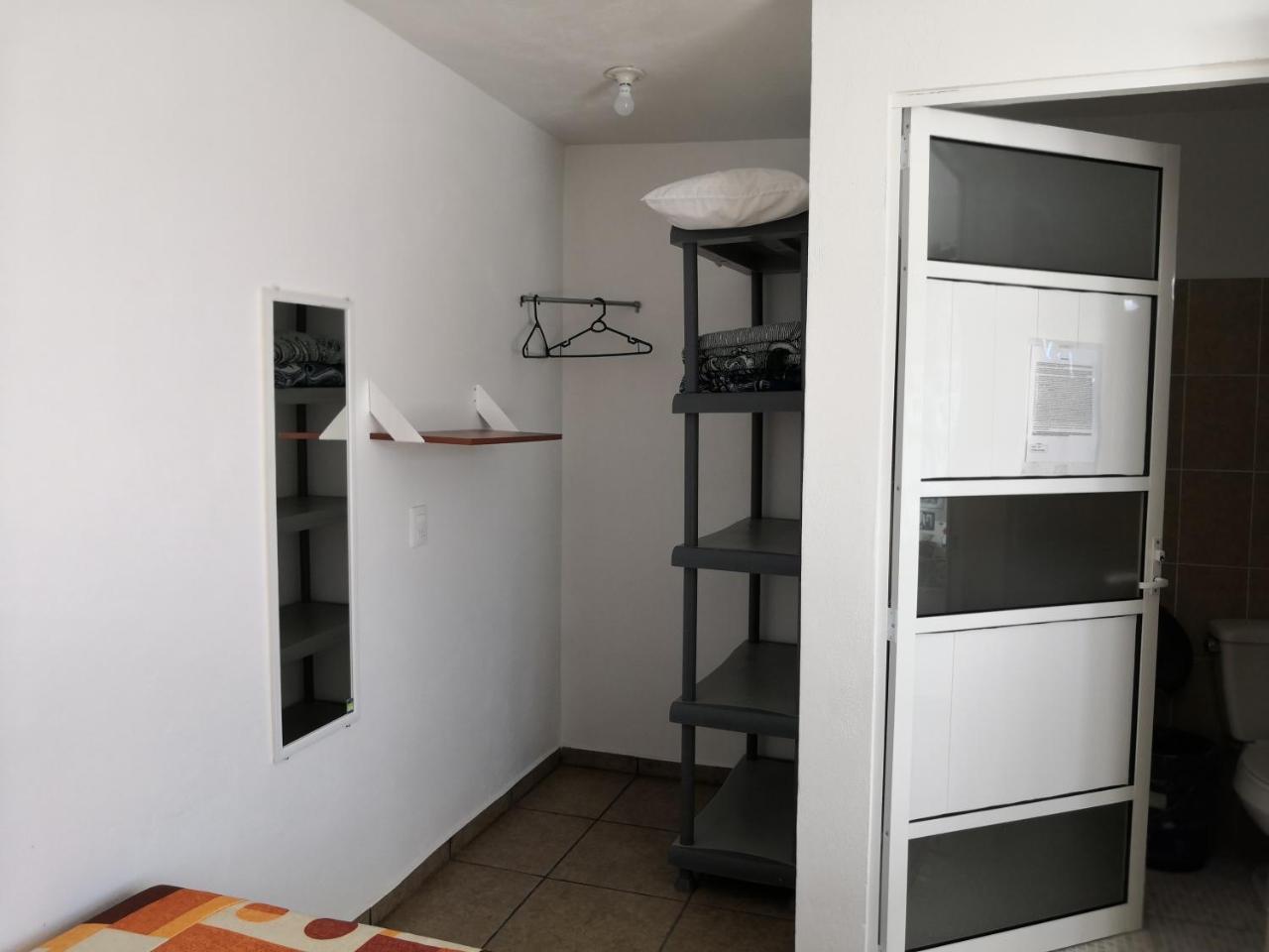 Hostal Maple Керетаро Екстер'єр фото