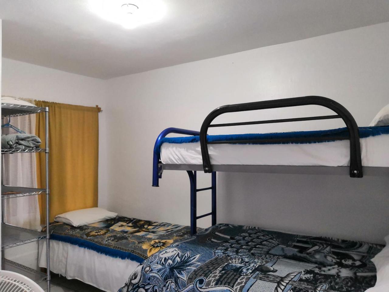 Hostal Maple Керетаро Екстер'єр фото